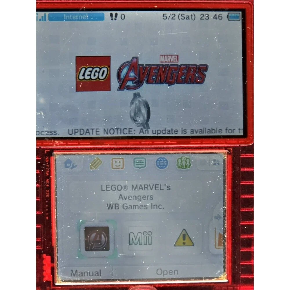 LEGO Marvel's Avengers Nintendo 3DS Cartridge w/ Iron Man Pin & Spiderman Case
